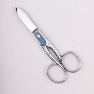 13cm/5in  Whiteley's Button Hole